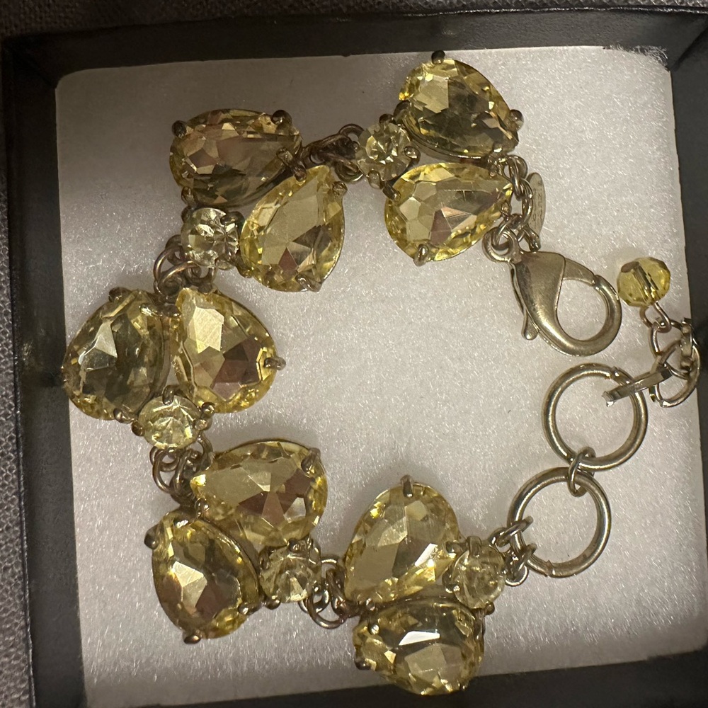 Elegant Yellow Gemstone Bracelet